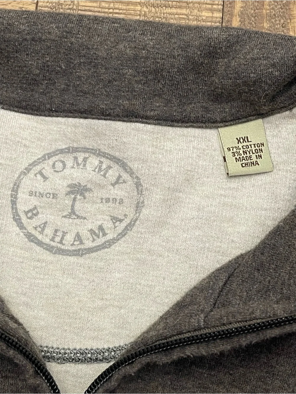 Tommy Bahama Men’s XXL Tobago Bay 1/4 Zip Pullover Sweatshirt Charcoal Gray
